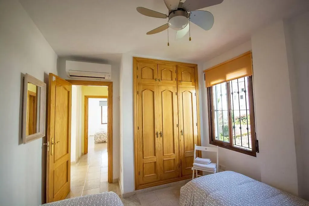 Apartamento 33, Frigiliana Spacious Family Apartment With Large Pool In The Town Center Hansonholiday Rentals Испания