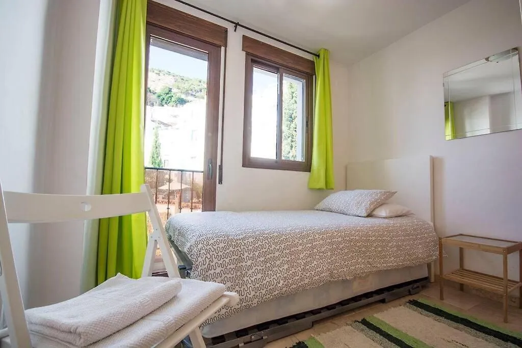Apartamento 33, Frigiliana Spacious Family Apartment With Large Pool In The Town Center Hansonholiday Rentals