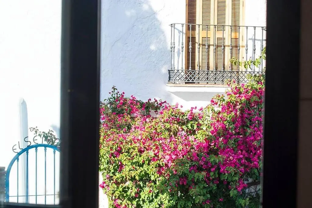 Apartamento 33, Frigiliana Spacious Family Apartment With Large Pool In The Town Center Hansonholiday Rentals 0*,