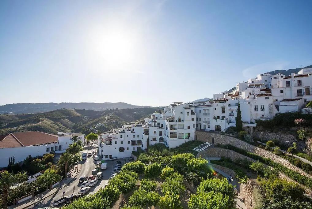 Apartamento 33, Frigiliana Spacious Family Apartment With Large Pool In The Town Center Hansonholiday Rentals 0*,  Испания
