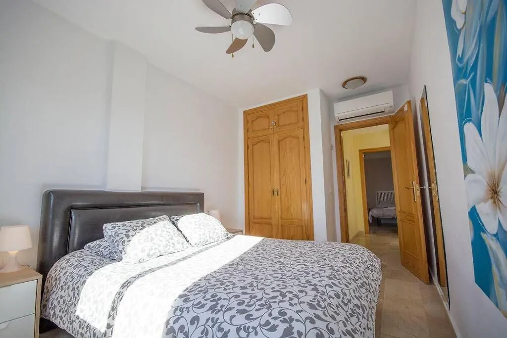 Apartamento 33, Frigiliana Spacious Family Apartment With Large Pool In The Town Center Hansonholiday Rentals Spanien